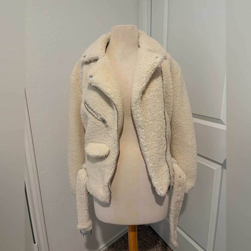 Forever 21 Cream Sherpa Moto Jacket w/ Belt – Cozy Teddy Jacket